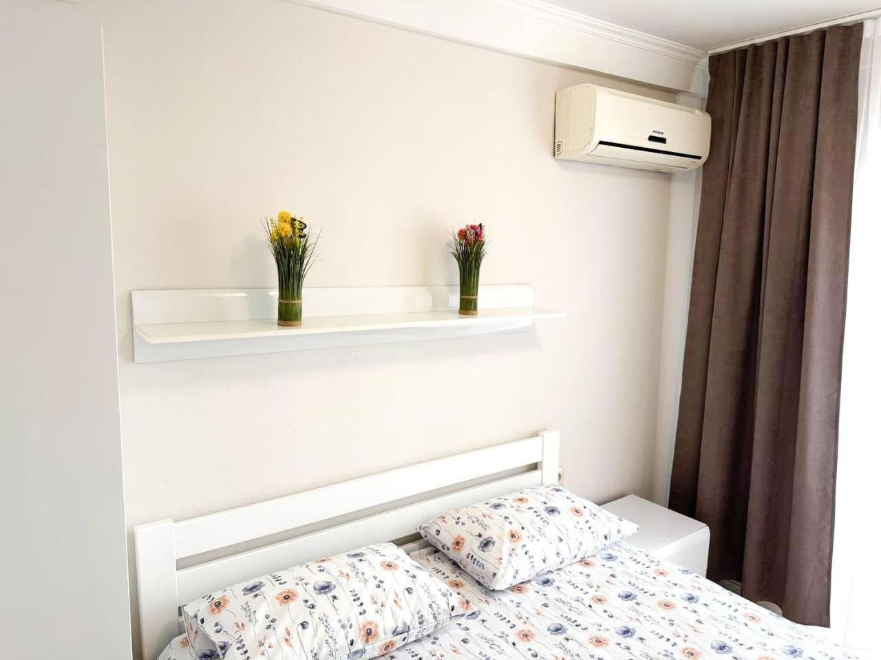 Artal Apartment On Obolonskyi Avenue 16A كييف المظهر الخارجي الصورة