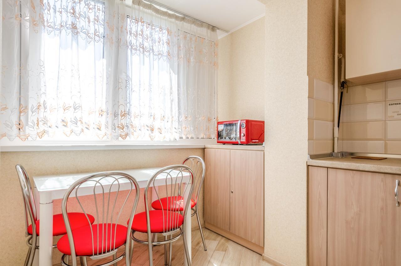 Artal Apartment On Obolonskyi Avenue 16A كييف المظهر الخارجي الصورة