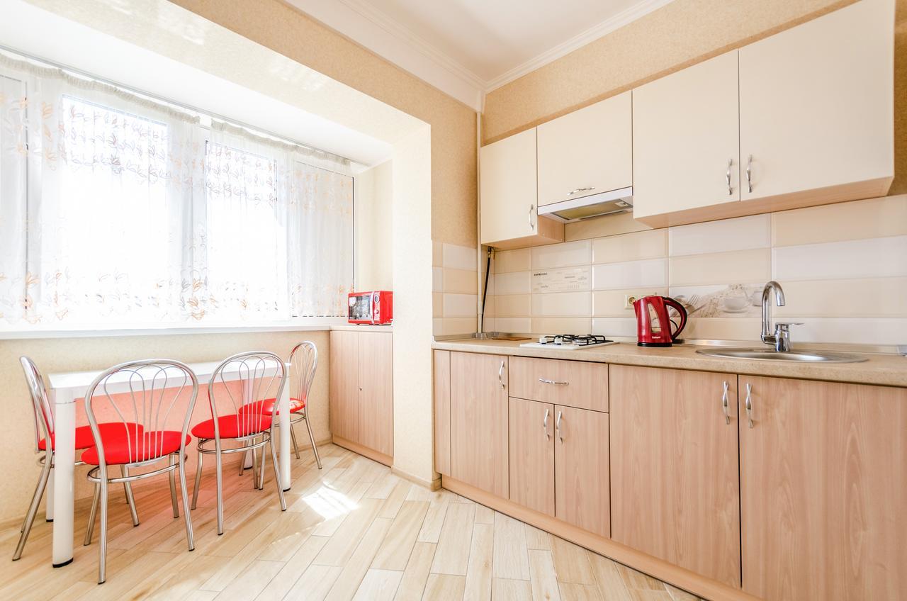 Artal Apartment On Obolonskyi Avenue 16A كييف المظهر الخارجي الصورة