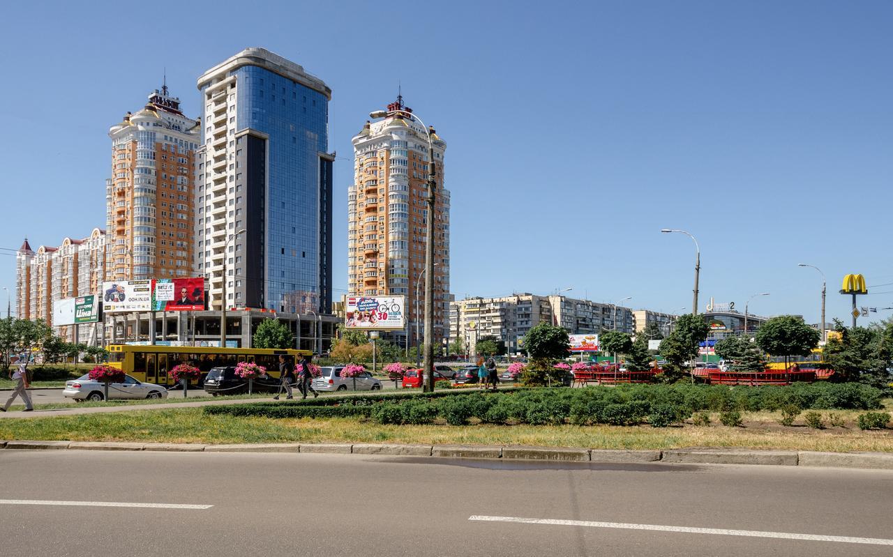 Artal Apartment On Obolonskyi Avenue 16A كييف المظهر الخارجي الصورة
